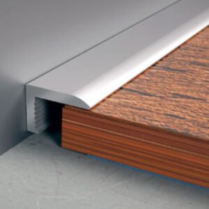 Rodapié minimalista - Perfil perimetral plata  1x10