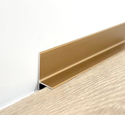 rodapié minimalista bronze cliplist 25x15