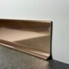 rodapie de aluminio cobre brillo
