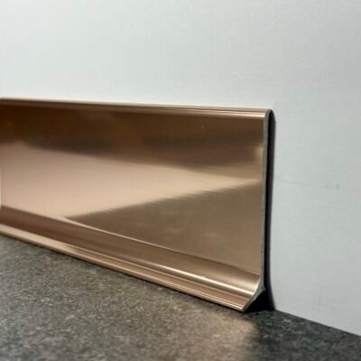 rodapie de aluminio cobre brillo