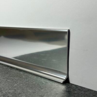 rodapie aluminio plata brillor