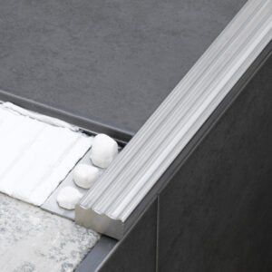 Perfil para peldaño acero inox