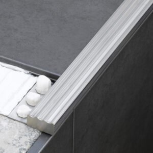 Perfil para peldaño acero inox