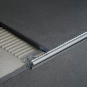 perfil de aluminio para peldaño