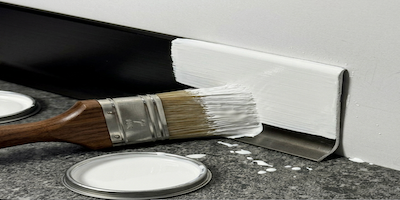 painting-skirtingboard.